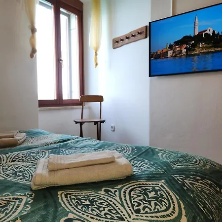 Apartment In Mit Terrasse Und Meerblick